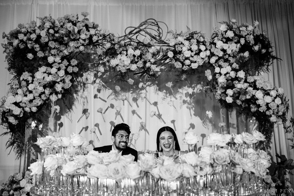 Rose decor reception